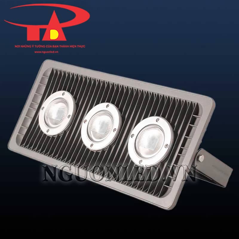 Đèn led chiếu pha đổi màu 150W