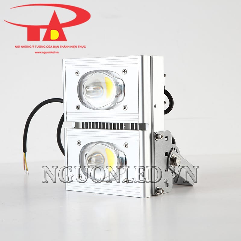 Đèn led pha kẹp ắc quy