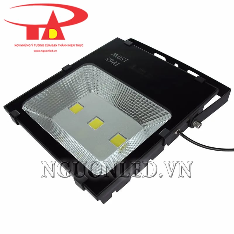 Đèn pha 24VDC 150W loại tốt