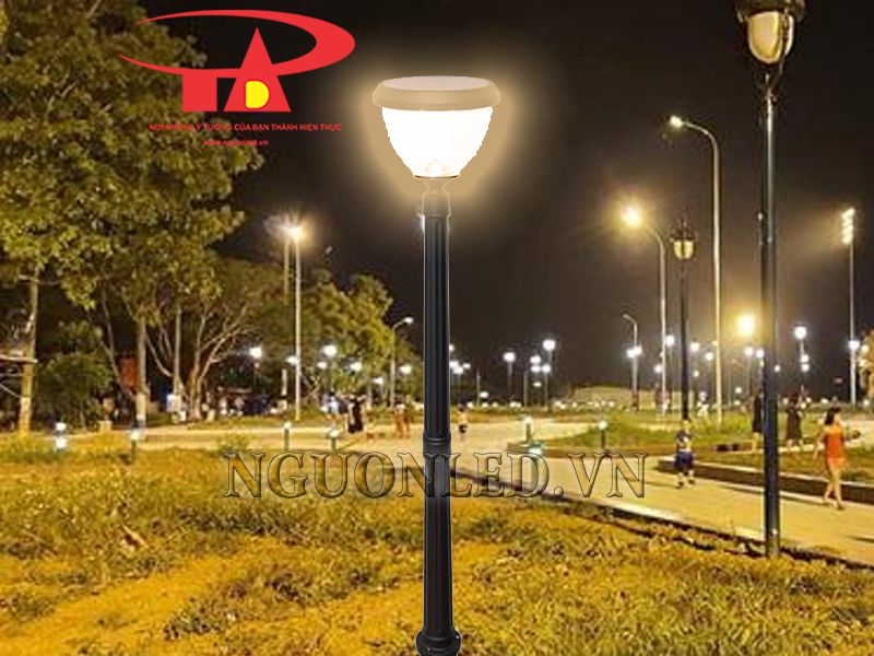 Đèn led sân vườn năng lượng 5W mã YZY01 hãng