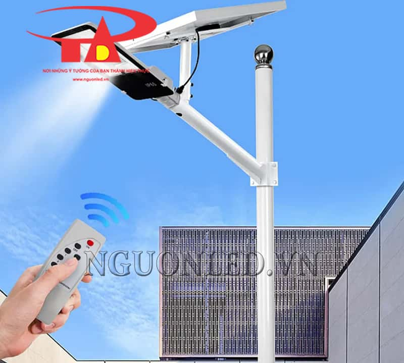 Đèn đường năng lượng mặt trời Jindian 70W