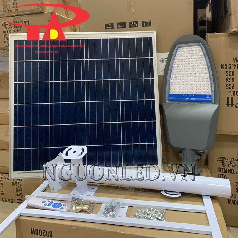 Đèn đường led năng lượng mặt trời 150W