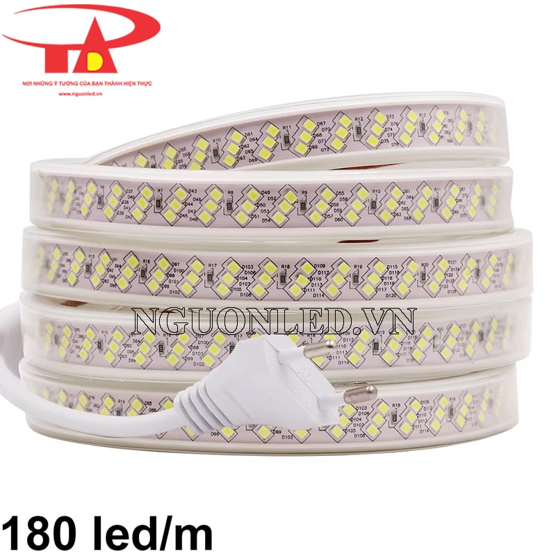 Đèn led dây 220v ba hàng màu xanh lá