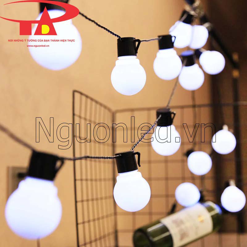 Đèn led bi đục không chớp ánh sáng trắng