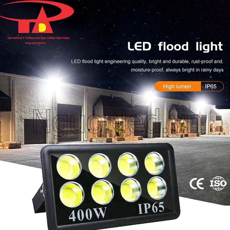 Đèn pha led 400w dùng hắt tường