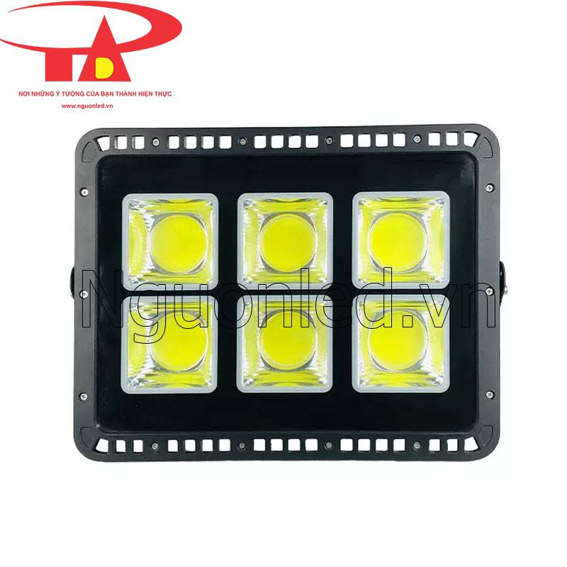 Đèn pha cob 300w vỏ đen