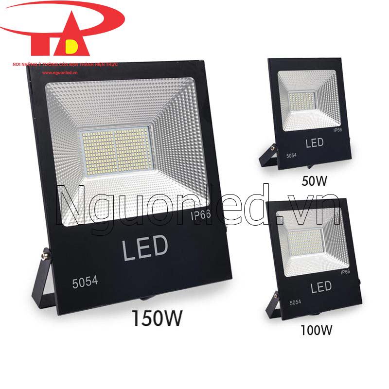 Đèn pha chóa kim cương 50w nhiều led