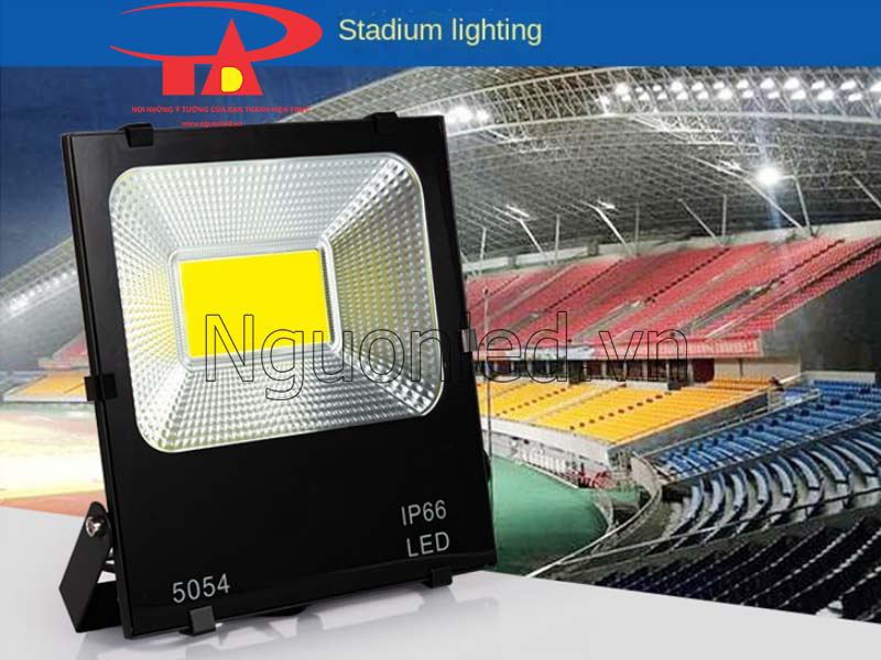 Đèn pha led 100w COB chiếu rộng ngoài trời