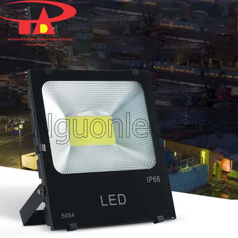 Đèn pha 150w COB giá rẻ tại hcm