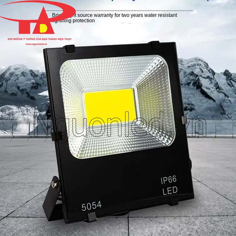 Đèn led pha 150w COB vỏ đen giá rẻ