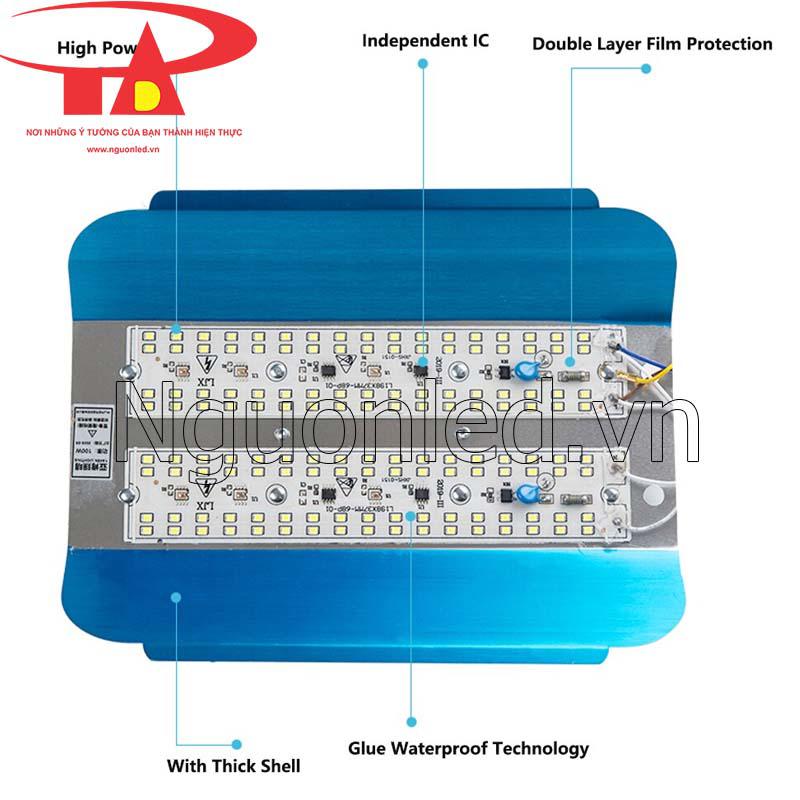 Đèn pha led 100w máng nhôm