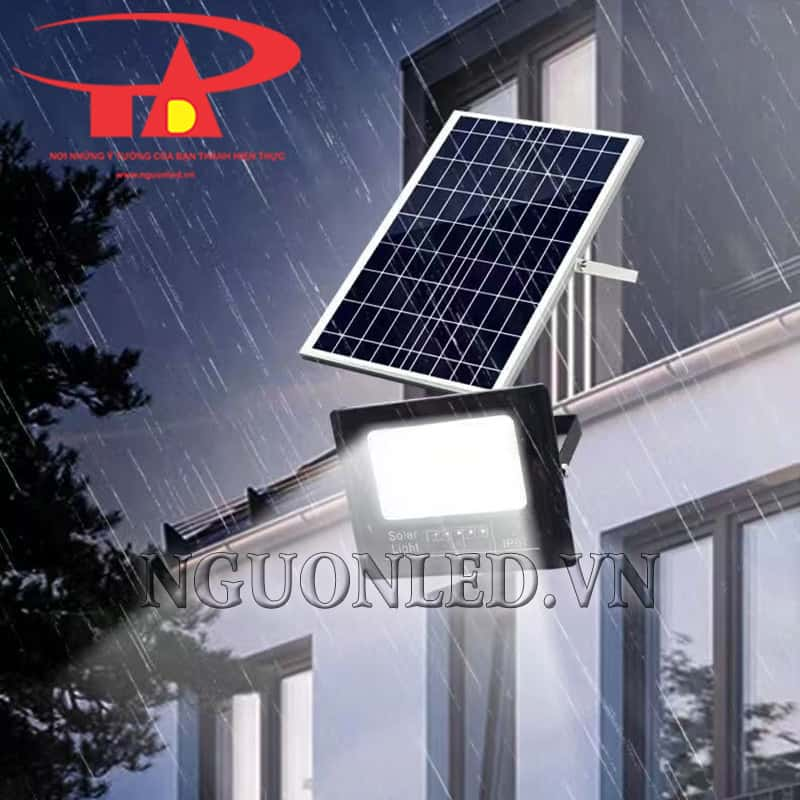 Đèn năng lượng mặt trời 60W