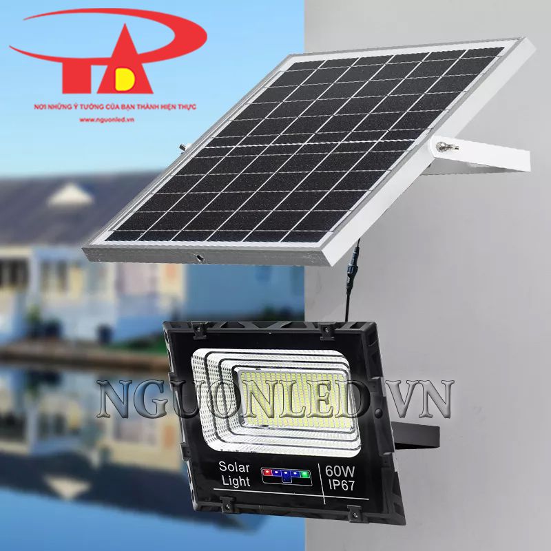 Đèn pha năng lượng mặt trời 60W siêu sáng