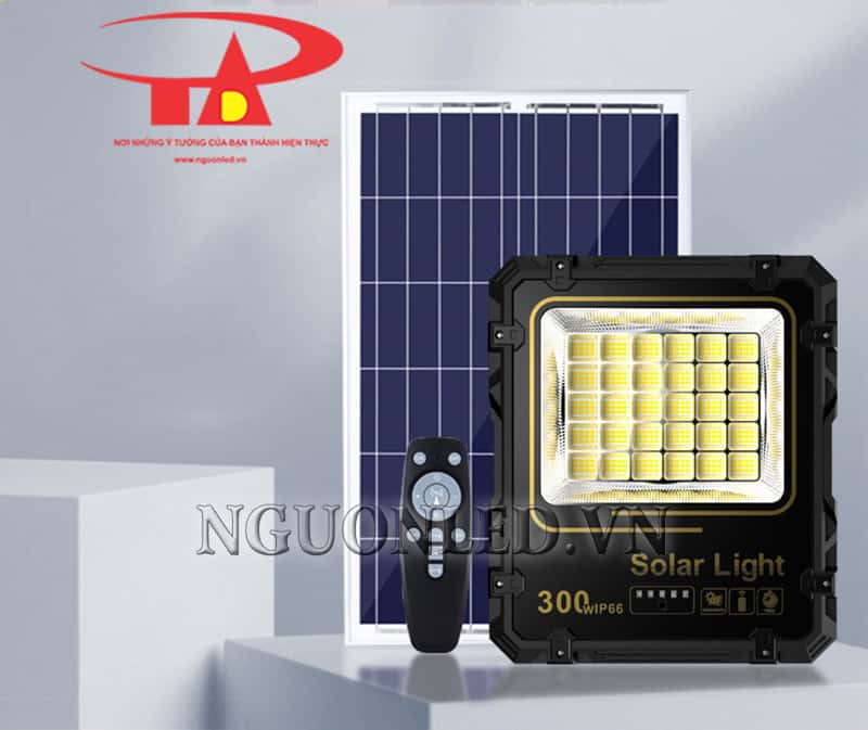 Đèn pha led năng lượng mặt trời giá rẻ