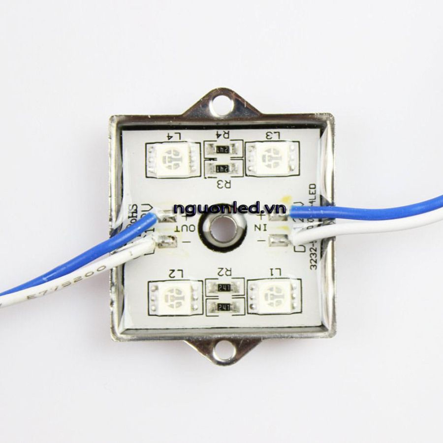 Led hắt 4 bóng đế sắt 5050 loại tốt