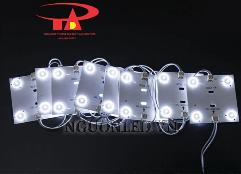 Led hắt 4 bóng 220V tại Hà Nội