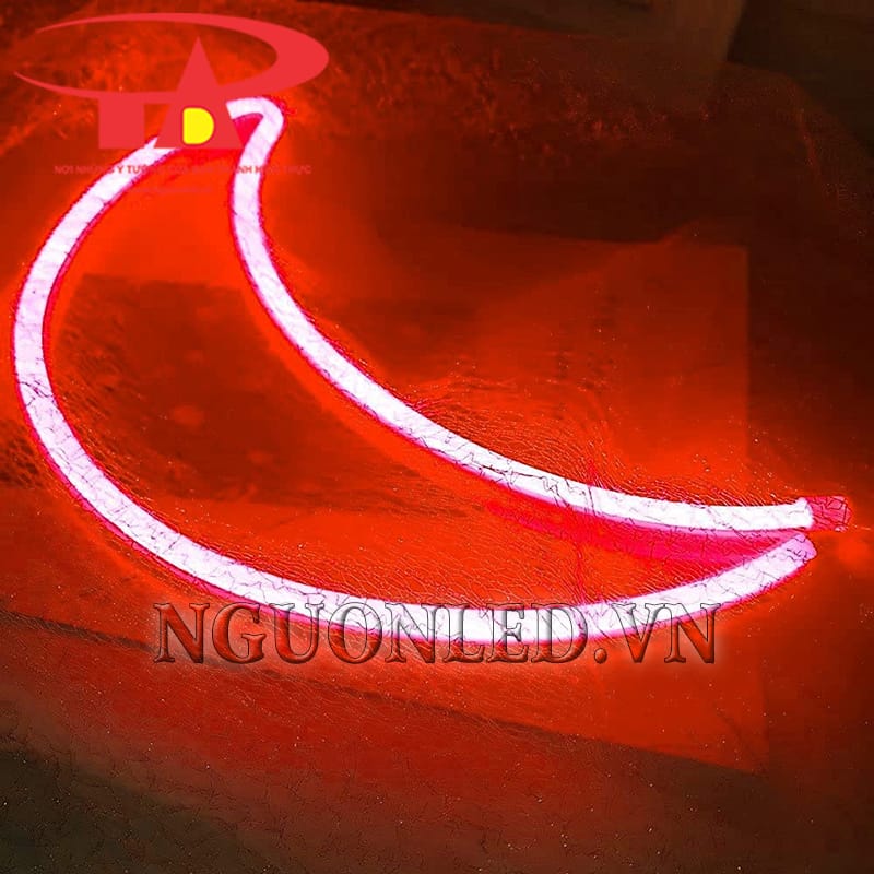 Ứng dụng led hình trăng khuyết neon màu đỏ tại TPHCM