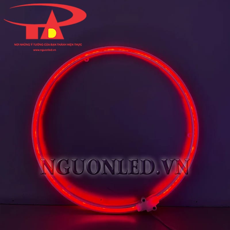 Ảnh led neon vòng tròn màu đỏ tại Nha Trang