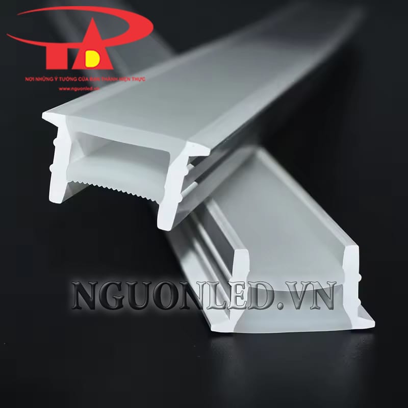 !Ống silicon âm tường định hình 2014