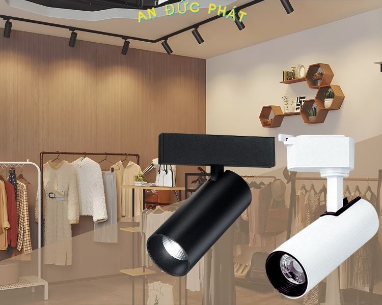 Đèn led chiếu shop quần áo