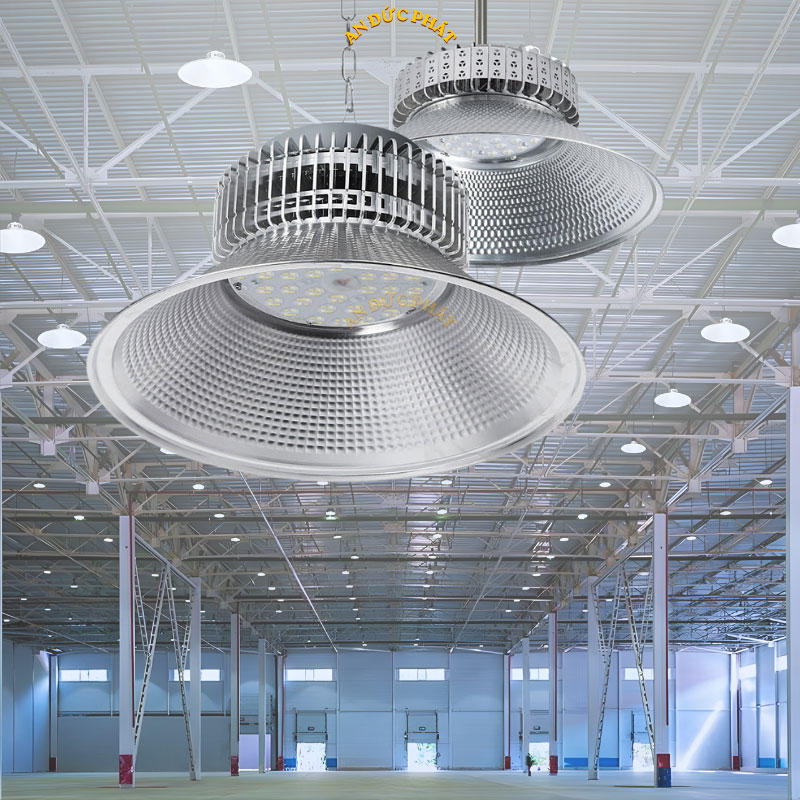Đèn LED Highbay nhà xưởng chóa nhôm treo trần cao cho kho xưởng công nghiệp