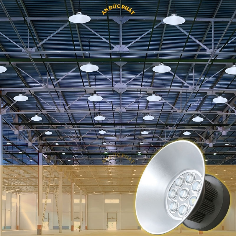 Đèn led nhà xưởng chóa nhôm 300W dùng cho kho xưởng cao