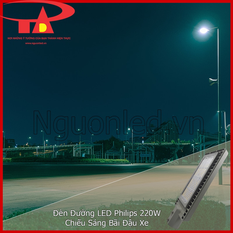 Đèn LED chiếu sáng ngoài đường 220W Philips lắp tại bãi đậu xe giúp khu vực rộng luôn sáng rõ