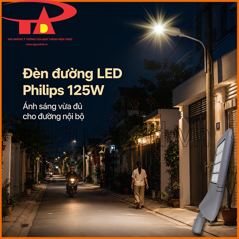 Đèn đường LED 125W chiếu sáng đường nội bộ hẹp trong khu dân cư vào ban đêm