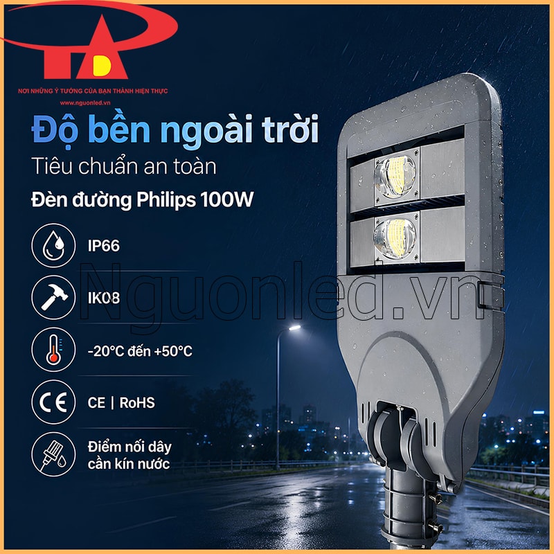 Đèn đường Philips 100W ngoài trời ban đêm, có ký hiệu IP66, IK08, CE, RoHS và nhiệt độ làm việc