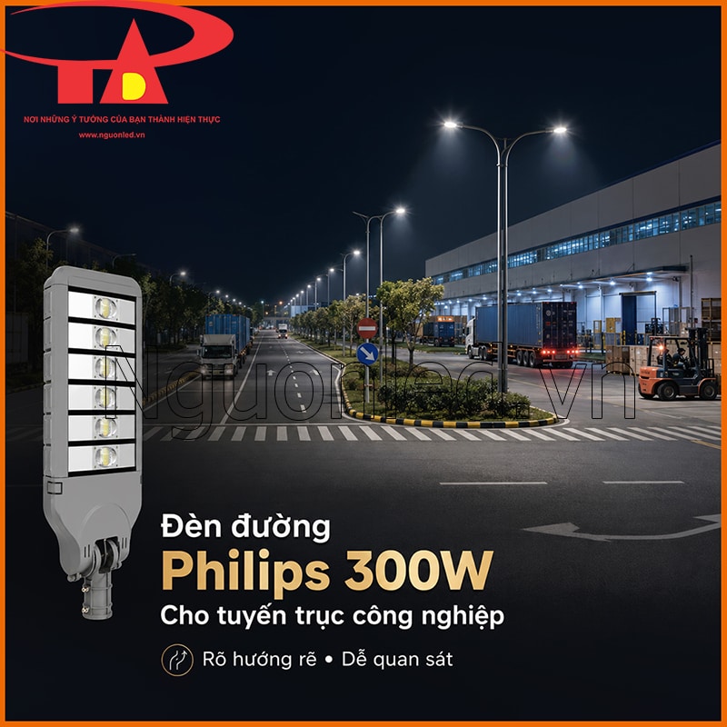 Đèn đường 300W trên tuyến trục nội bộ khu công nghiệp có xe tải di chuyển ban đêm