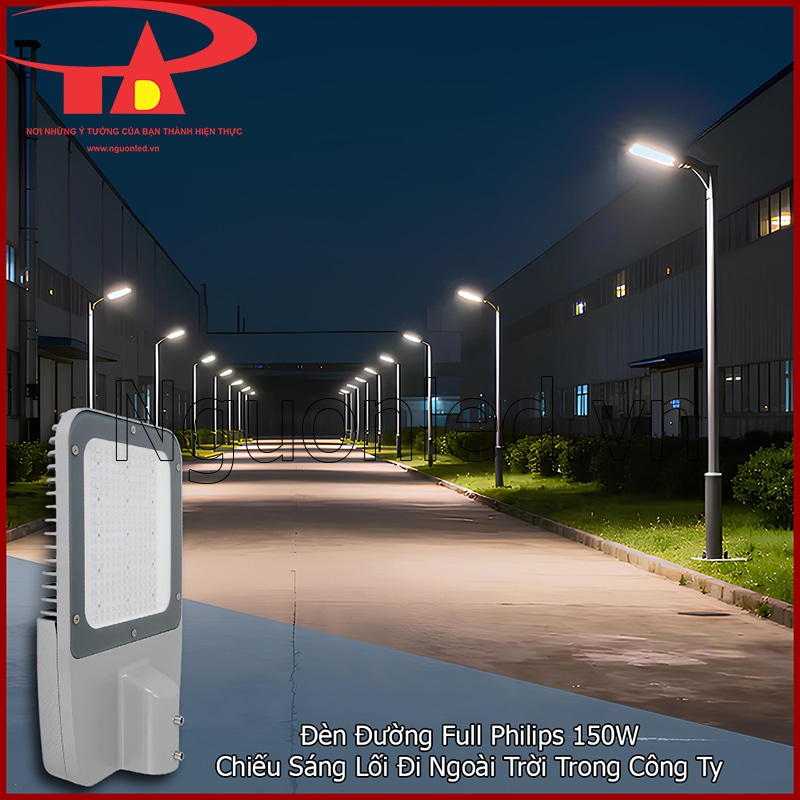 Đèn đường LED Philips 150W chiếu sáng lối đi khu công nghiệp giúp di chuyển an toàn