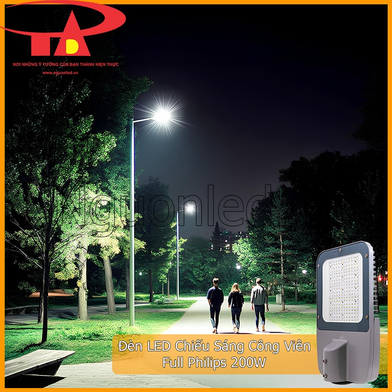 Đèn LED đường phố Philips 200W tạo không gian dạo bộ thư giãn trong công viên