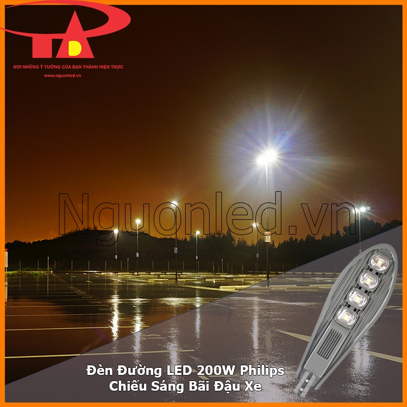Đèn đường LED 200W kiểu chiếc lá giúp khu vực bãi xe sáng rõ ban đêm