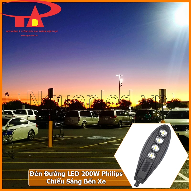 Đèn đường LED chiếc lá 200W Philips sử dụng cho bãi đậu xe ngoài trời