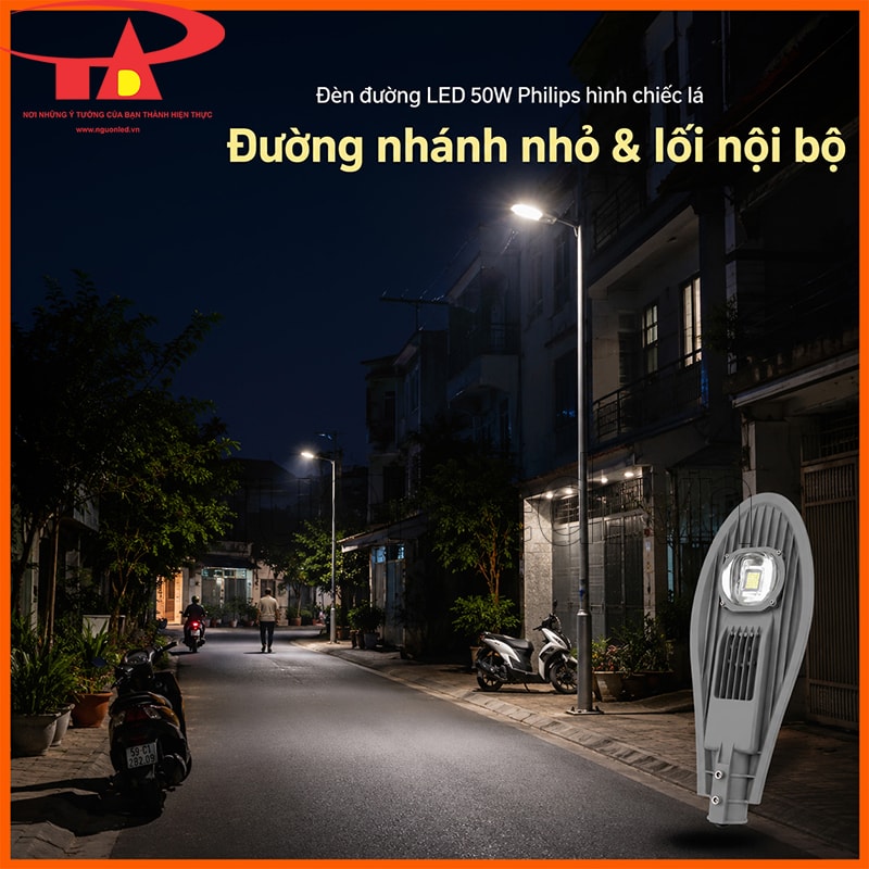 Đèn đường Philips 50W hình chiếc lá chiếu sáng lối nội bộ trong khuôn viên 