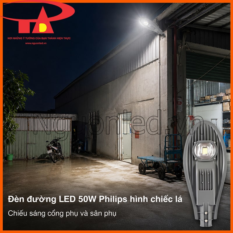 Đèn đường LED Philips 50W hình chiếc lá chiếu sáng cổng phụ và lối ra vào nhỏ