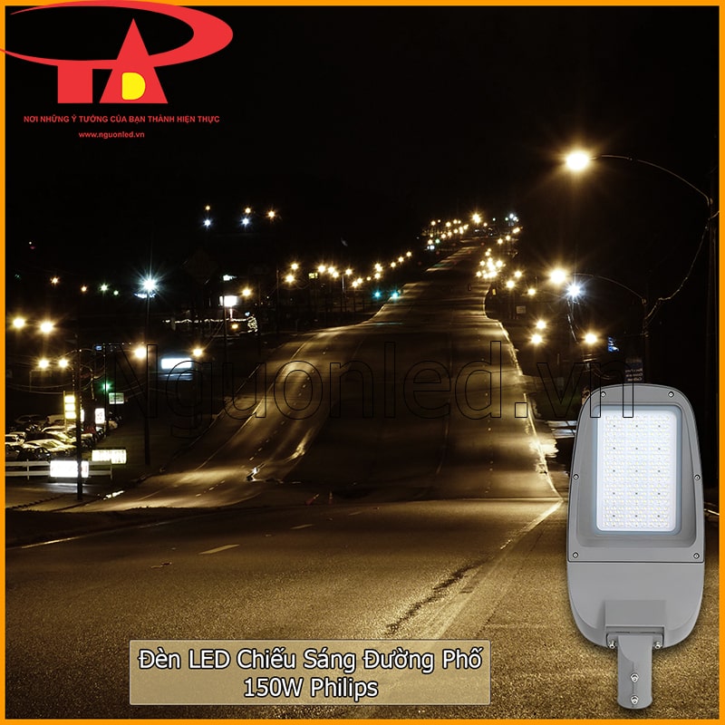 Đèn đường Philips 150W chiếu sáng tuyến đường rộng vào ban đêm