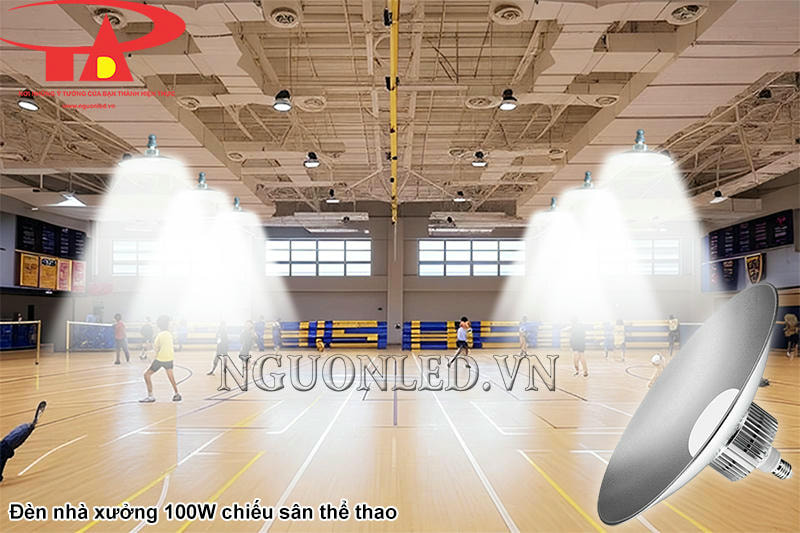 Đèn led nhà xưởng đui vặn E27 phù hợp chiếu sáng sân thể thao