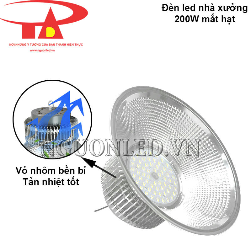 Đèn led nhà xưởng 200W chóa kim cương với thân đèn nhôm tản nhiệt hiệu quả
