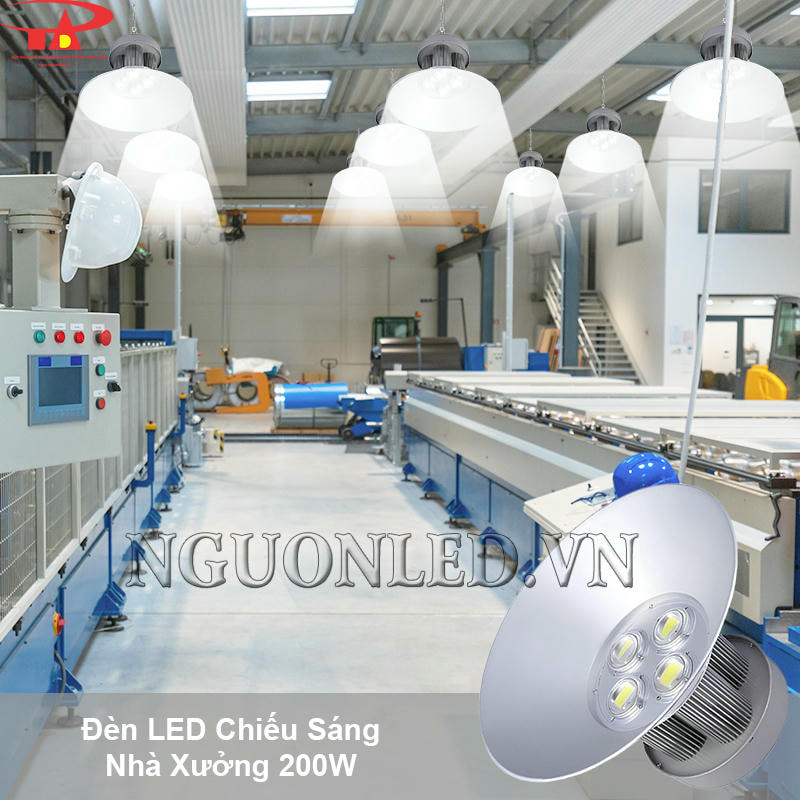 Đèn led chiếu sáng nhà xưởng 200W đủ công suất, siêu sáng