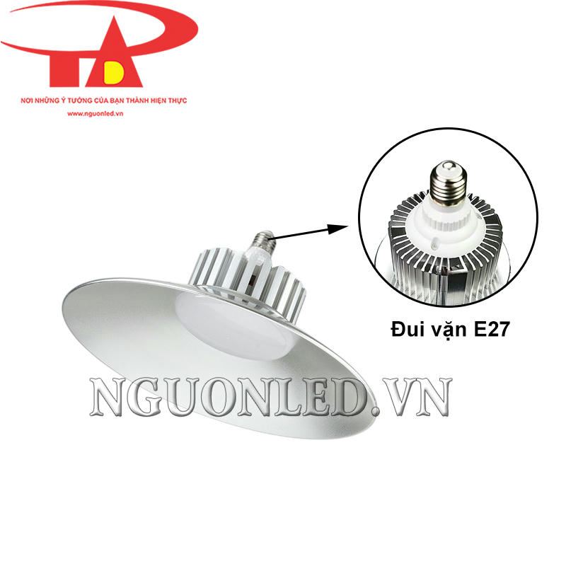 Đèn chiếu sáng nhà xưởng 30W với đui vặn E27 dễ dàng lắp đặt