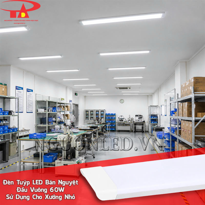 Đèn LED tuýp bán nguyệt 60W hỗ trợ công nhân quan sát vật liệu và chi tiết trong xưởng nhỏ
