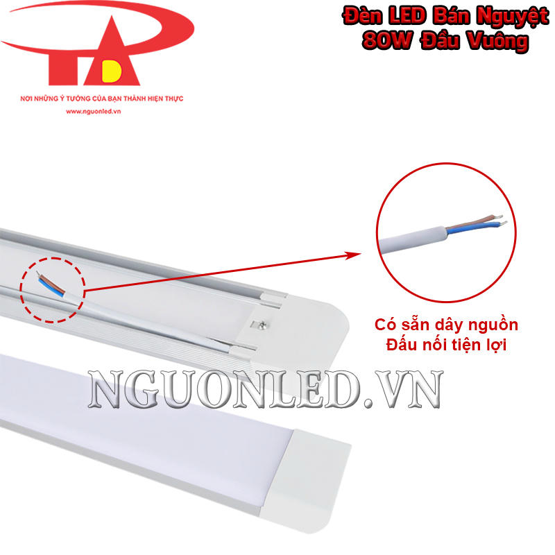Dây nguồn sẵn trên thân đèn LED tuýp bán nguyệt đầu vuông 80W có vỏ nhựa chống cháy và lõi đồng