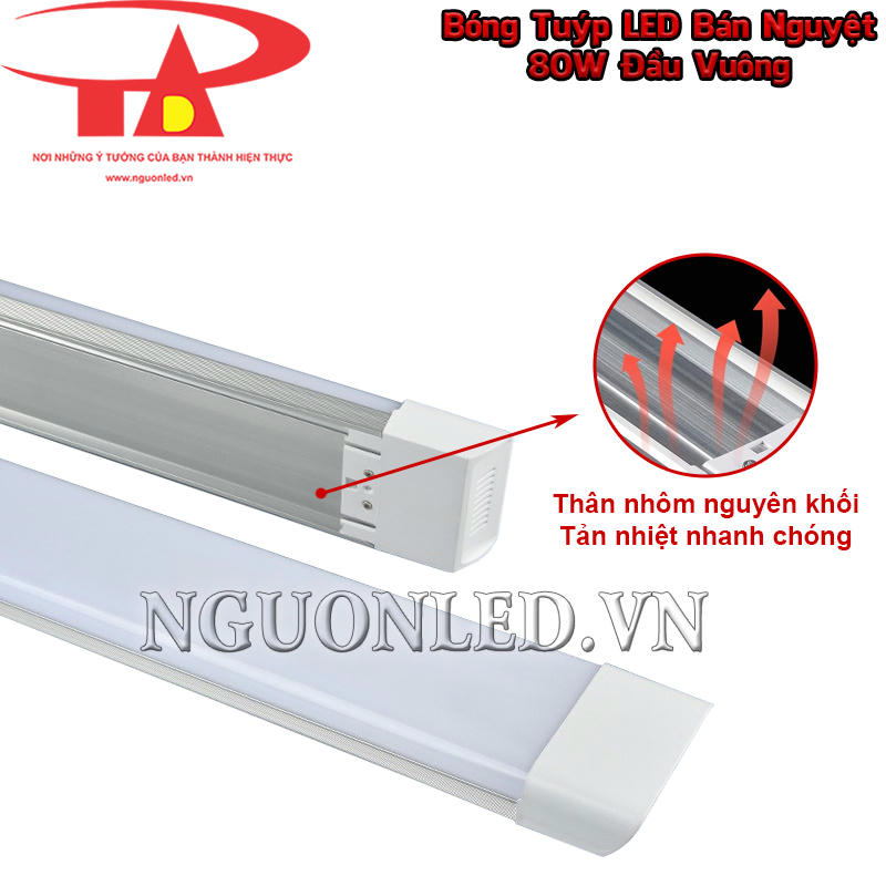 Thân nhôm nguyên khối của đèn tuýp LED bán nguyệt đầu vuông 80W hỗ trợ tản nhiệt và giữ dáng đèn