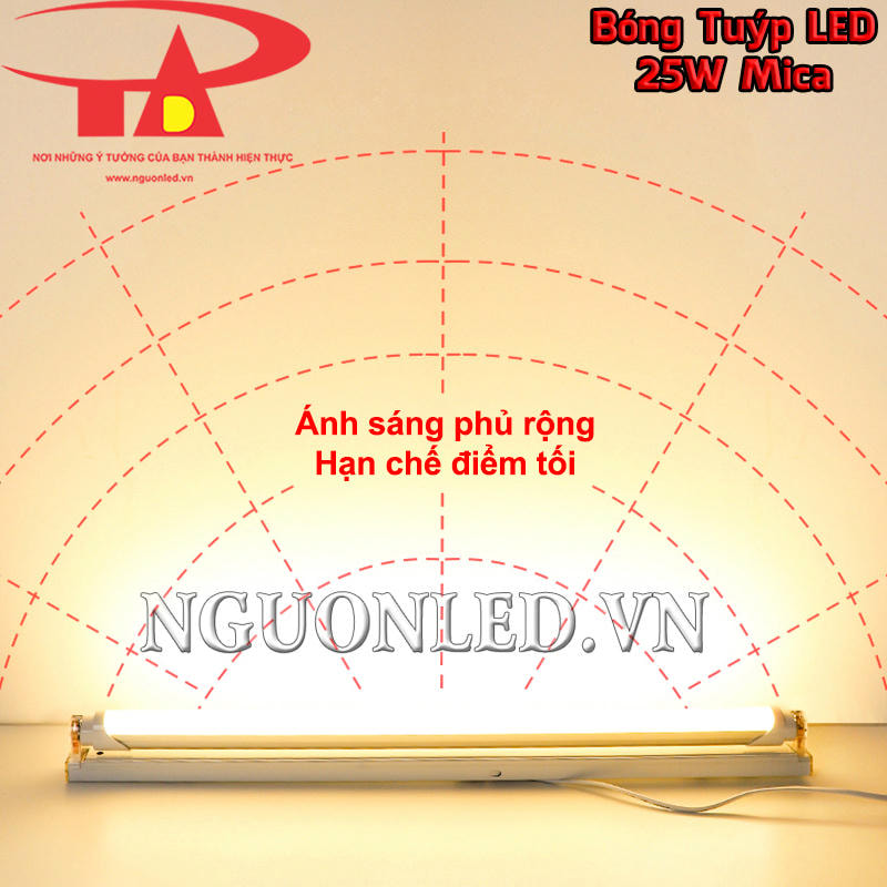 Ánh sáng tỏa rộng từ đèn LED tuýp T8 mica 25W giúp mặt sáng liền hơn và giảm điểm tối
