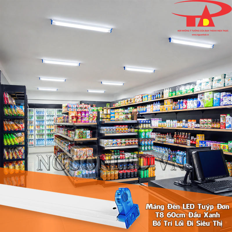 Máng đèn LED 60cm đơn đầu xanh lắp nối tiếp dọc lối siêu thị, duy trì đường nhìn giữa hai dãy hàng