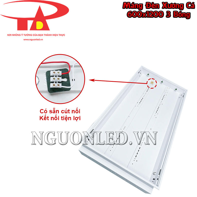 Máng đèn xương cá 1m2 3 bóng với cút nối điện bố trí sẵn bên trong thân máng