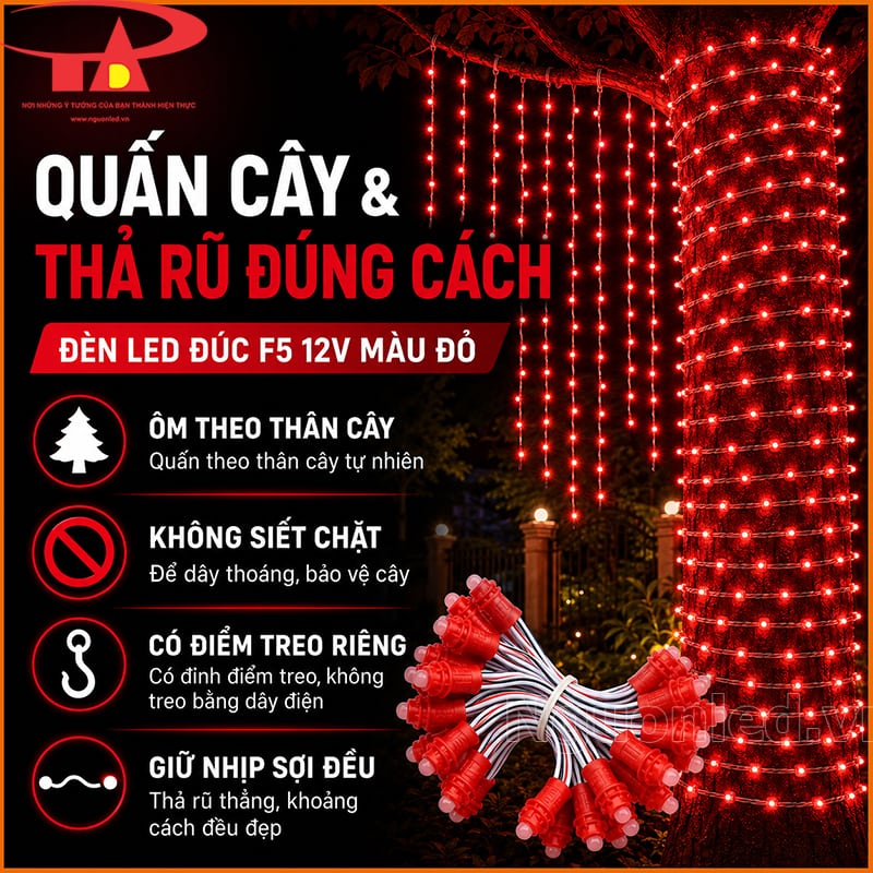 Dây LED đúc F5 12V màu đỏ quấn quanh thân cây và thả rủ từ cành trong sân vườn