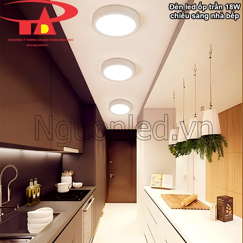 Nhà bếp sáng rõ và ấm áp với hệ thống đèn led ốp trần 18W vàng