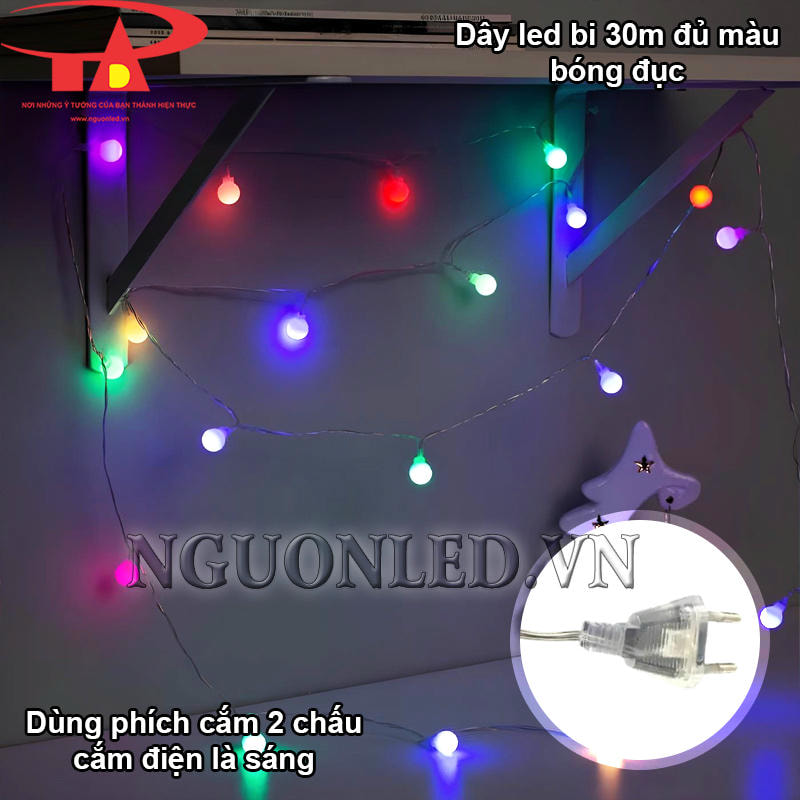 Dây đèn led bi đục đủ màu 30M sử dụng phích cắm 2 chấu an toàn và tiện lợi